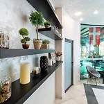 Hotell Juli Slăntjev Brjag