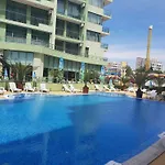 Juli Hotell Slăntjev Brjag