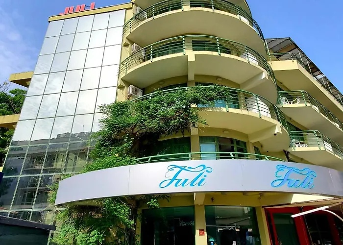 Juli 3* Sluneční pobřeží